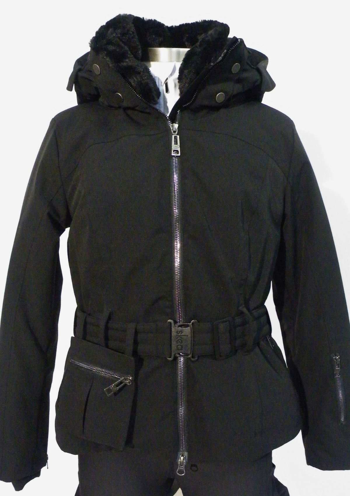 ski jackets, ski pants, luxury skiwear, ski apparel, ski fashion, fur ski apparel, fur trim, LISA Jacket, Skea Limited, Skea Limited - Skea Limited