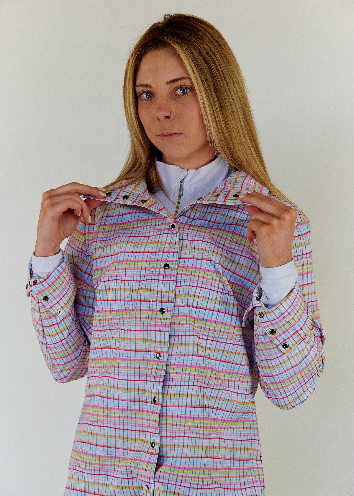 ski jackets, ski pants, luxury skiwear, ski apparel, ski fashion, fur ski apparel, fur trim, Moon Wind Shirt, Skea Limited, Skea Limited - Skea Limited