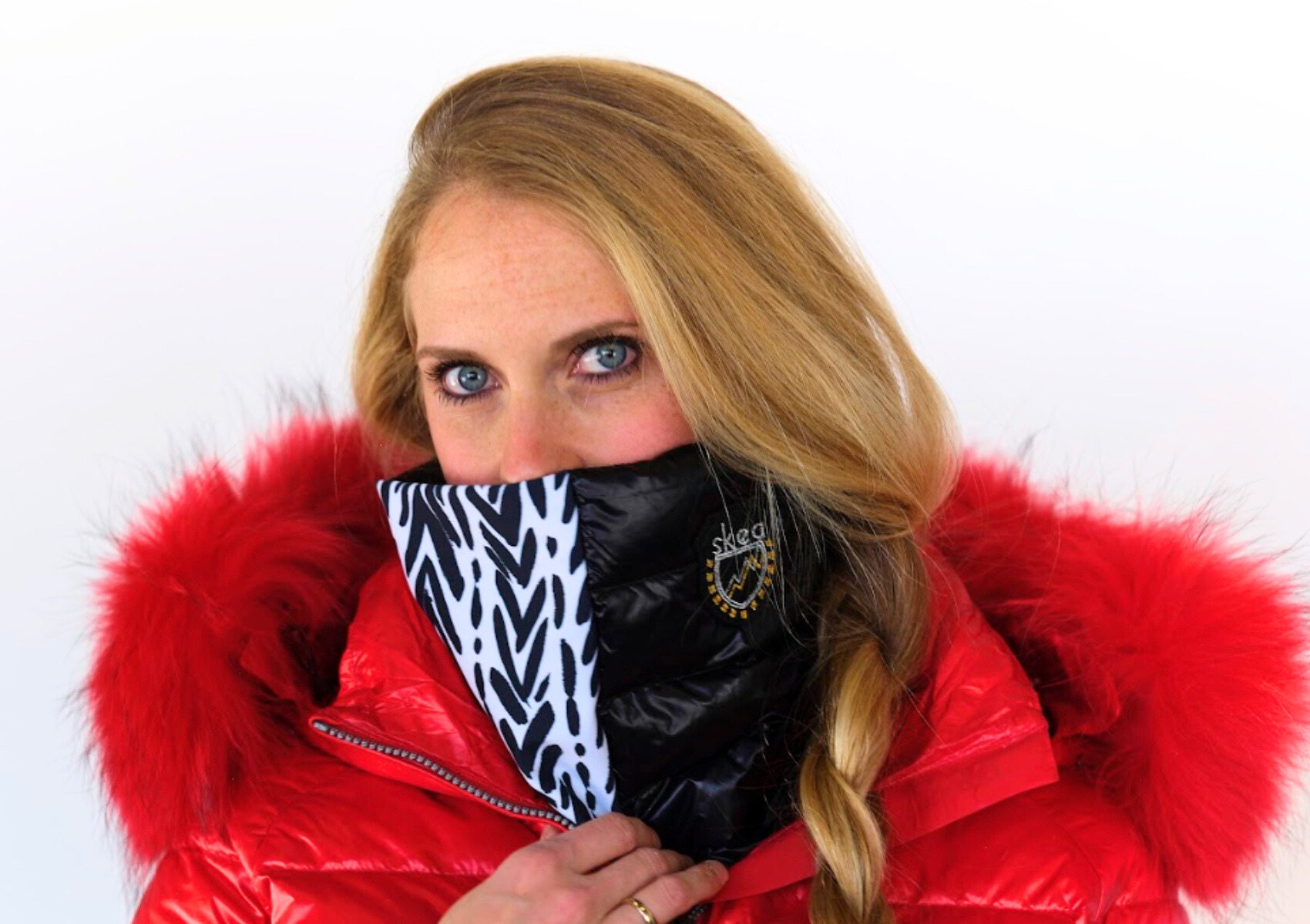 ski jackets, ski pants, luxury skiwear, ski apparel, ski fashion, fur ski apparel, fur trim, Down Neck Gator, Skea Limited, Skea Limited - Skea Limited