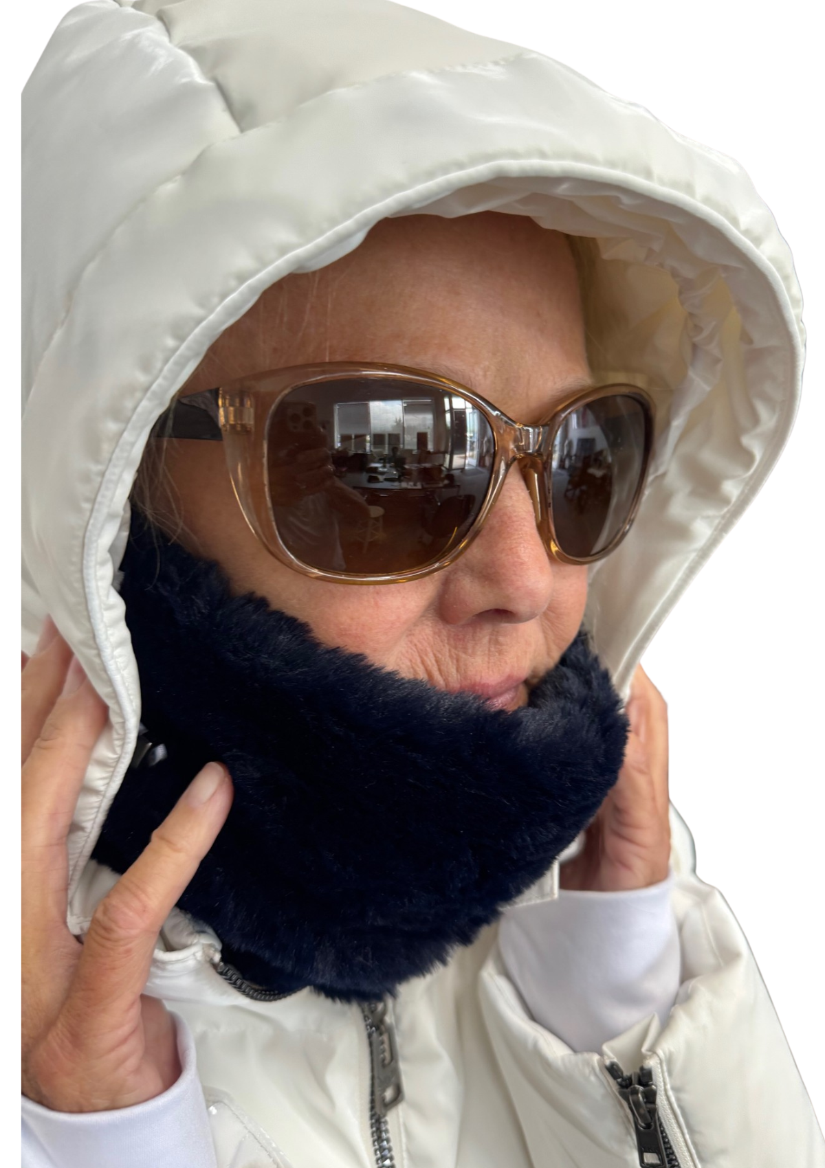 ski jackets, ski pants, luxury skiwear, ski apparel, ski fashion, fur ski apparel, fur trim, Bunny Gator, Skea Limited, Skea Limited - Skea Limited