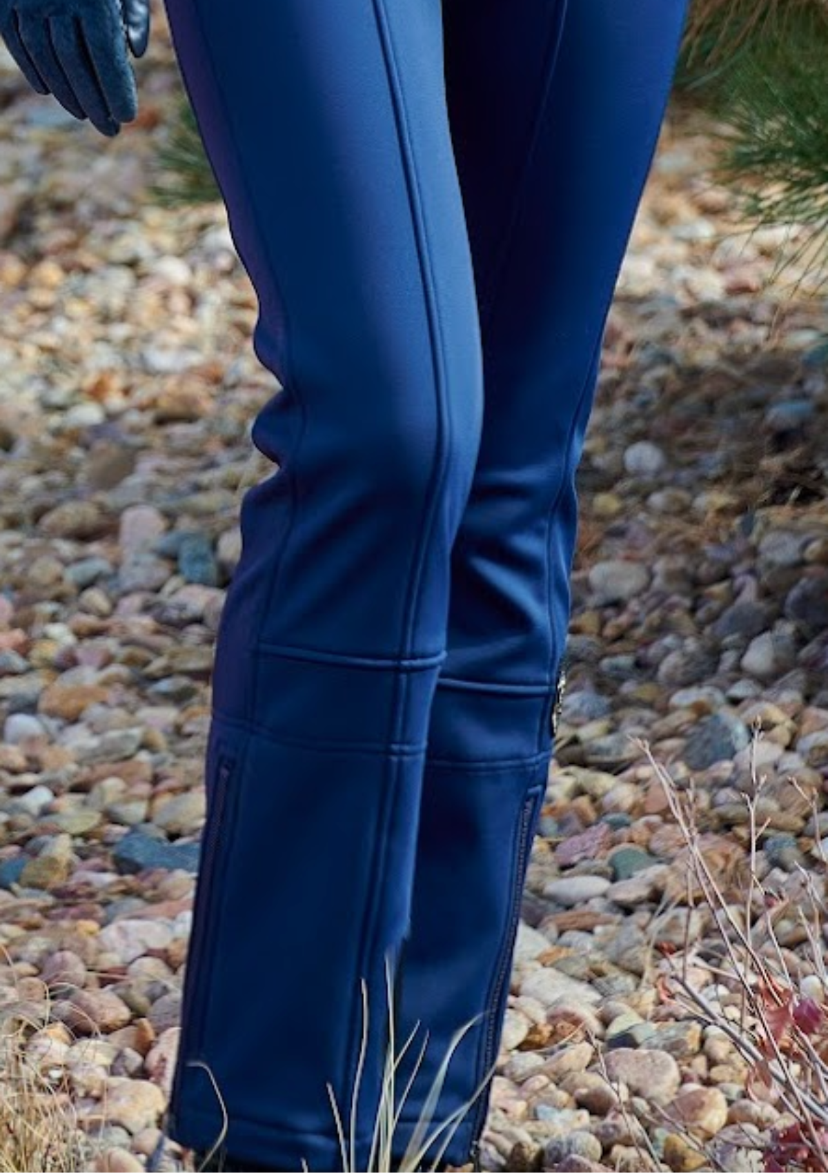 ski jackets, ski pants, luxury skiwear, ski apparel, ski fashion, fur ski apparel, fur trim, Goldie Pant, Skea Limited, Skea Limited - Skea Limited