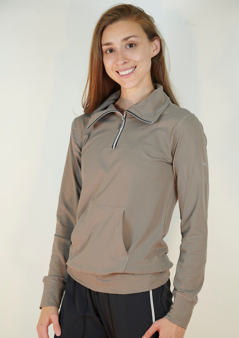 ski jackets, ski pants, luxury skiwear, ski apparel, ski fashion, fur ski apparel, fur trim, Jamie Zip Pullover, Skea Limited, Skea Limited - Skea Limited