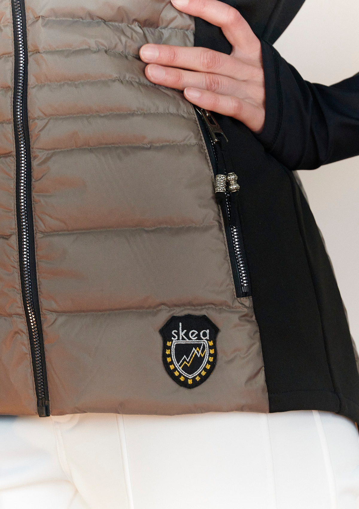 ski jackets, ski pants, luxury skiwear, ski apparel, ski fashion, fur ski apparel, fur trim, Cosmic Vest - Outlet, Skea Limited, Skea Limited - Skea Limited
