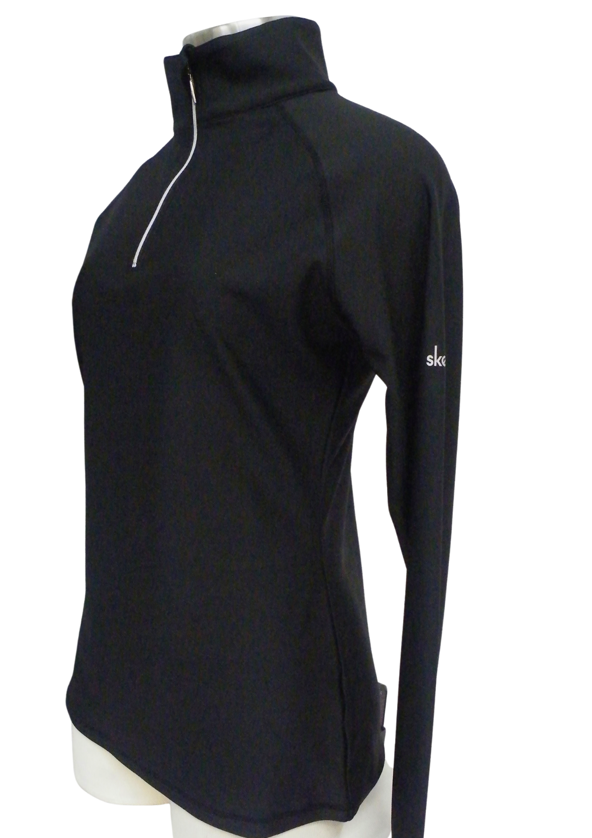 ski jackets, ski pants, luxury skiwear, ski apparel, ski fashion, fur ski apparel, fur trim, Andy Quarter Zip, Skea Limited, Skea Limited - Skea Limited