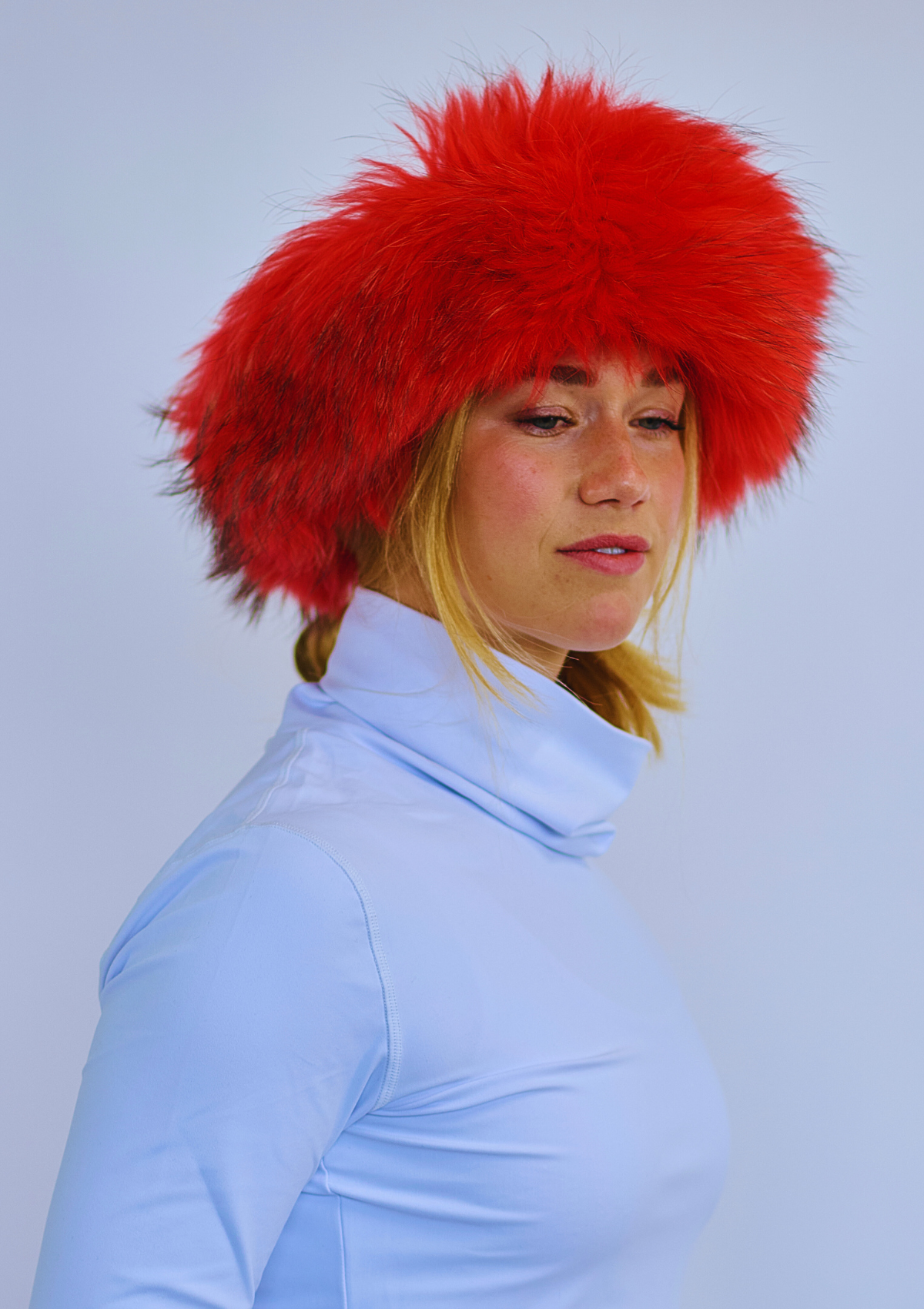 ski jackets, ski pants, luxury skiwear, ski apparel, ski fashion, fur ski apparel, fur trim, Fur Headbands, Skea Limited, Skea Limited - Skea Limited