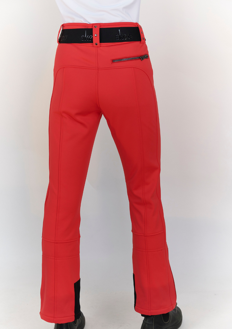 7 Best Women's Ski Pants for 2024 - Outdoors with Bear Grylls