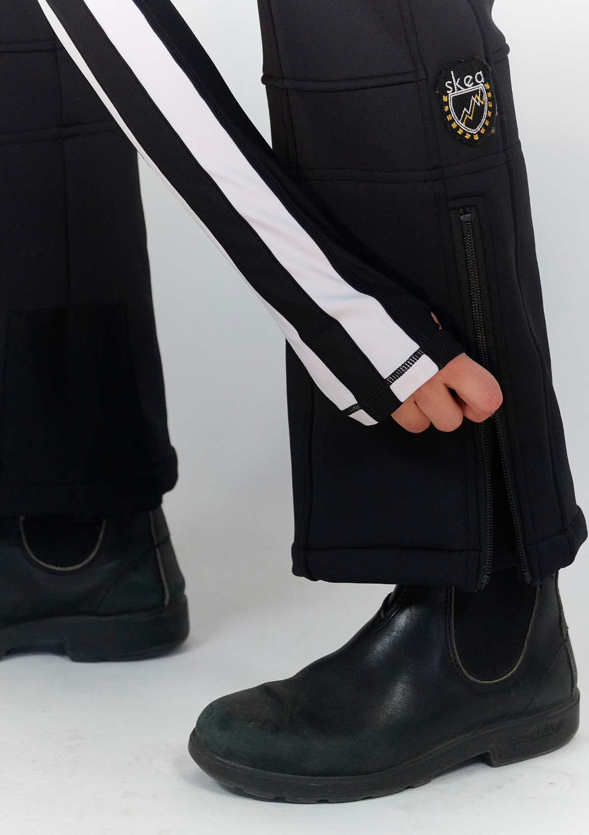 ski jackets, ski pants, luxury skiwear, ski apparel, ski fashion, fur ski apparel, fur trim, Goldie Pant, Skea Limited, Skea Limited - Skea Limited