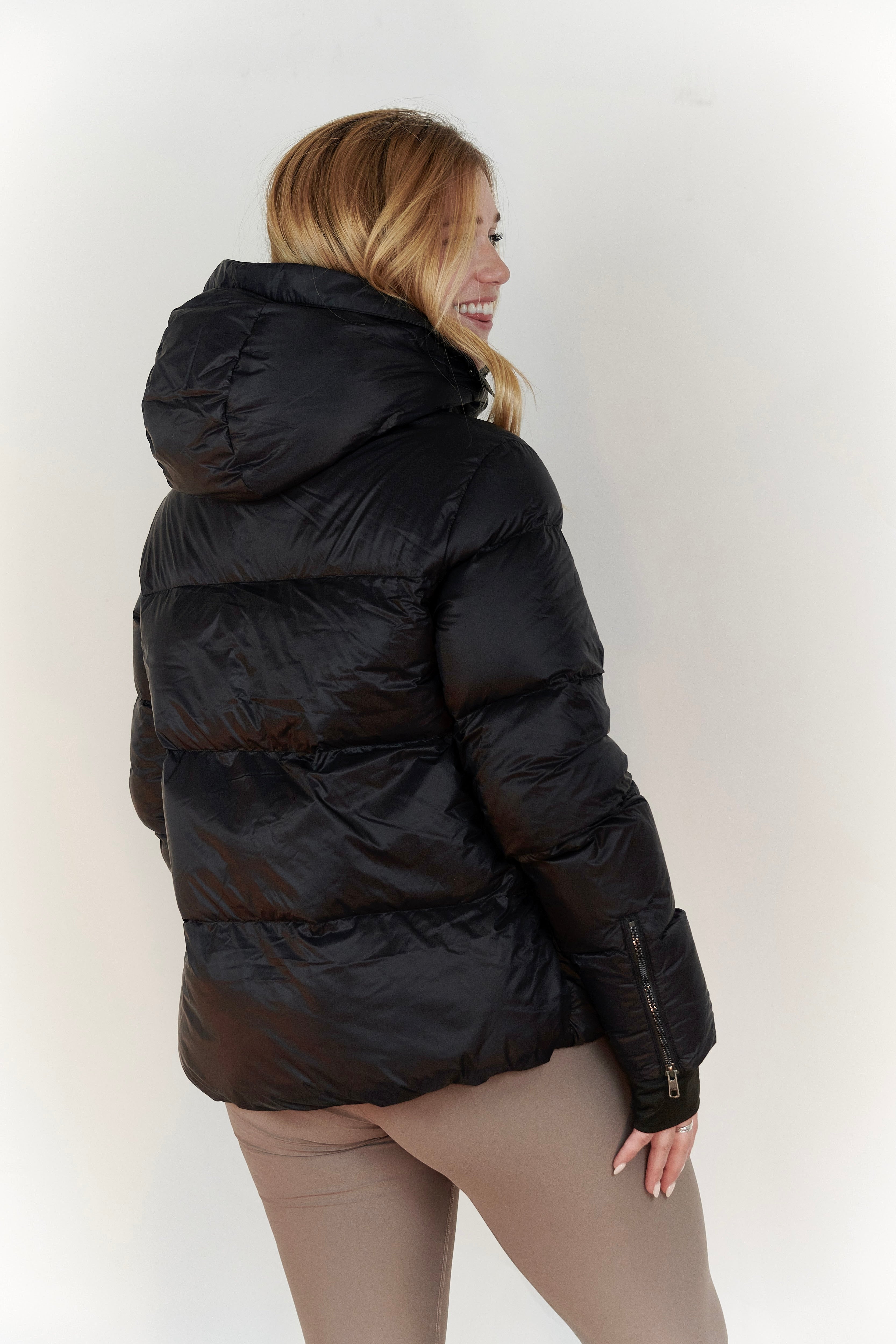 Janus Ultra Puffy Jacket Outlet l Skea Limited