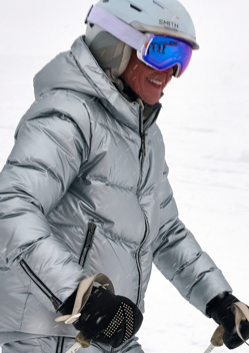 ski jackets, ski pants, luxury skiwear, ski apparel, ski fashion, fur ski apparel, fur trim, Jojo Down Jacket, Skea Limited, Skea Limited - Skea Limited